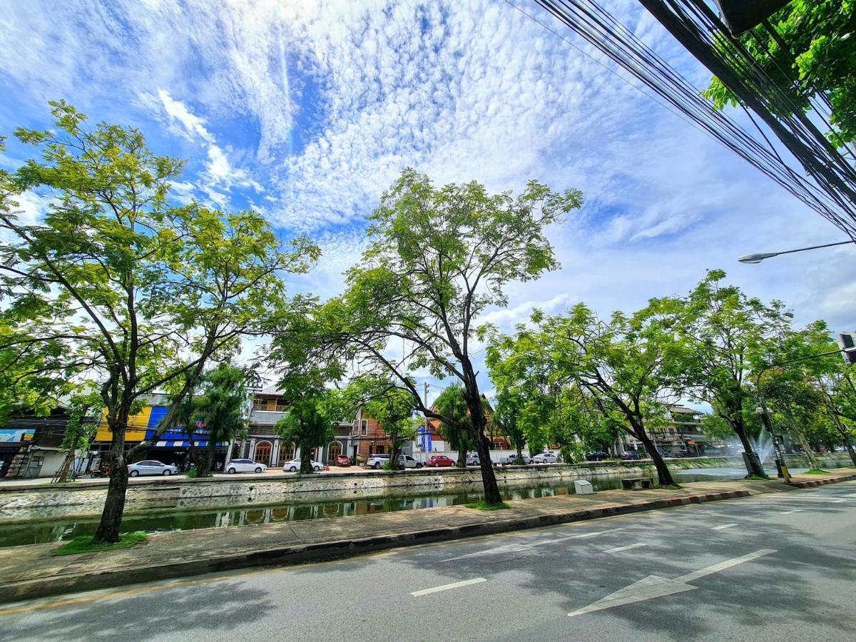 เบด แอนด์ เทอเรซ เกสท์เฮาส์